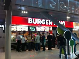 Servicii de alimentaţie publică pe terminalul plecări. Burger King Aeroportul Otopeni Radu Soviani