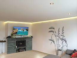 Hier findest du inspiration und die passenden produkte für verschiedene. Wohnzimmer Mit Integrierter Led Beleuchtung Frieg Spanndecken