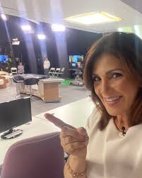 Estamos contigo en breve a las 6pm por WIPR y @notiseis con las  informaciones del día .