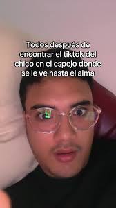 El Chico Del Espejo Dondde Se Le Ve Yodo