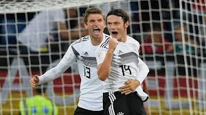 Bundesliga und seit der spielzeit 2008/09 bei den männern die eingleisige 3. Fussball Nico Schulz Schiesst Deutschland Zum Sieg Sport Sz De