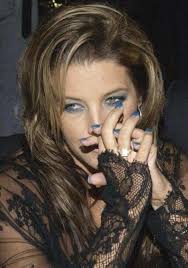 On January 10, 2023, Lisa Marie Presley made her final public appearance at  the Golden Globe Awards, a poignant moment that resonated deeply with fans  and the entertainment world alike. She was