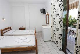 Diana hause is located about 60 meteres from the sea, in skala kallirachi, on the island of thassos. Diana Hause Hotels Studios Villa Apartments Thassos Beaches Greece