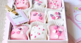Petit Fours Cupcake Kuchen Petit Fours Rezept Petit Fours