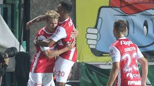 Le coup d'envoi de ce match de foot entre sk dfo pardubice et 1. Pardubice Preskocily Plzen Banik I Slovacko Konci Rok Na Vitezne Vlne Aktualne Cz