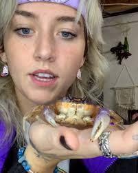 Dawn Lennox's Instagram, Twitter & Facebook