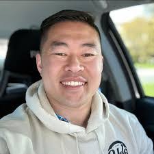 Eric Thor's Instagram, Twitter & Facebook