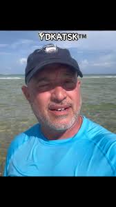 A quick hello and have a grand day EVERYONE.  #youdontknowaboutthisshitkiid™️ #blessings #joy #smiles #feelgoodmusic  #GraceJones #dancing @cosmoslounge99