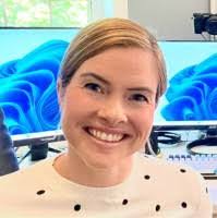 Kristen Keffer's Instagram, Twitter & Facebook