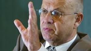 Affäre um Curt Becker: Affäre um Curt Becker: Heftiger Schlagabtausch mit  Vorwürfen