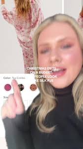 Such a great Christmas gift idea for the gals that love free people vibes!  #christmasgifts #affordablefashion #giftidea #giftideasforher #freepeople  #greenscreen