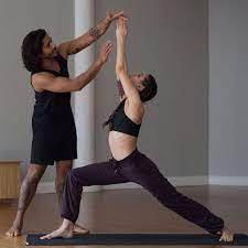 Encuentra un maestro de yoga y reserva un curso privado en méxico con 3 clics ‍.clase de yoga en méxico. 6 Claves Para Ser Un Gran Maestro De Yoga El Blog De Yogaone