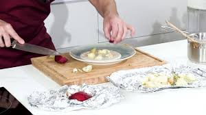 Alaturi de crutoane pregatite in casa este delicioasa. Nicolai SupÄƒ CremÄƒ De Ciuperci Cu Legume Youtube