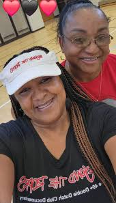 Happy Birthday Kelly!💖 We wish you the happiest of birthdays!🎈 Don't  forget to get your loved ones a special donut surprise for their Birthday  🥳🎂🎉 You can call 8175993550 or come to