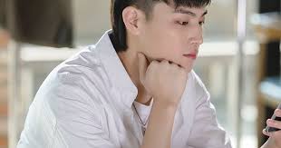 In 2018, the undercut mullet rose to popularity with fellow exo member kai, got7's jb, and day6's young k. Pin On Mullets
