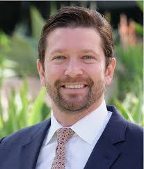 Paul Valente's Instagram, Twitter & Facebook