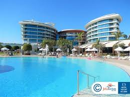 Am citit si am auzit numai. Hotel Baia Lara Lara