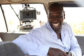 Samuel vit sa vie sans attaches ni responsabilités, au bord de la mer sous le soleil du sud de. Lille Rencontrez Omar Sy Au Cinema Ugc Le Mercredi 9 Janvier Pour L Avant Premiere Du Film Yao Lille Actu