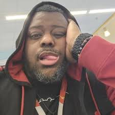 Trystan Williams (@trittyboy_)