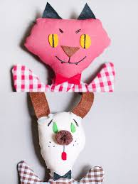 These are not really that scary, but are fun to play with kids around. Diy Retro Halloween Hand Puppets Handmade Charlotte