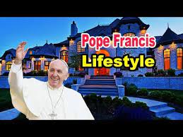 After retiring, o'neal continued to remain in the public eye, hosting talk shows and endorsing brands like papa john's, which brings his net worth to an estimated $400 million, according to. Pope Francis 2021 Dating Net Worth Tattoos Smoking Body Facts Taddlr