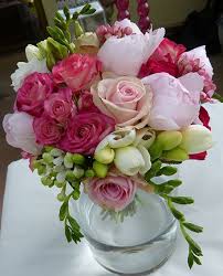 Hochzeitsdekorationen Rhein Main Rheingau Floristik Und Stander Deko Mieten Kirchendekorationen Tischdekora Brautstrauss Hochzeitsbrautstrauss Hochzeitsblumen