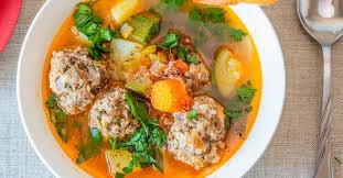 Caru cu bere este un restaurant cu specific romanesc localizat in centrul bucurestiului. Meniuri De Pranz Bucuresti Restaurant Caru Cu Bere