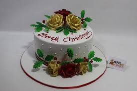 Stir red food color and vanilla into first bowl. Nuts About Cakes What A Stunning Christmas Cake This Pretty Cake With Roses Will Get You Feeling Happy And In The Right Mood For Christmas Cakes Cakesinlagos Celebration Christmascake Yummy Weloveourcustomers