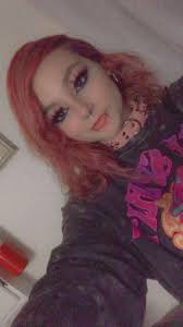 Well since others are introducing themselves... I guess I'll go ahead and  introduce myself also :) My name is Bridget Renee' Fontenot. I'm 16 years  old, and I'll be 17