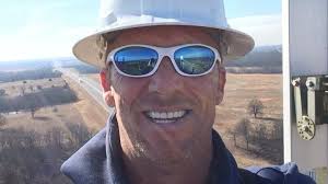 Ricky Renfro's Instagram, Twitter & Facebook