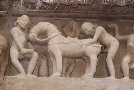 NSFW] In a temple in Ballegavi, Karnataka : r/india