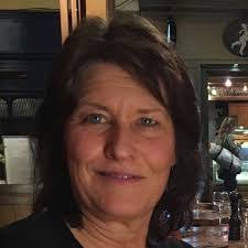 Carole Adell's Instagram, Twitter & Facebook