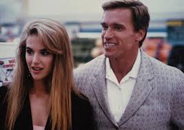 355 x 500 jpeg 48 кб. Kelly Preston Dies Aged 57
