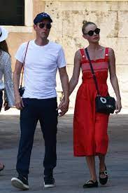 Click through the slideshow above to see our favourite looks from the past few days, and. Kate Bosworth Masters Italian Vacation Style In Venice Vogue