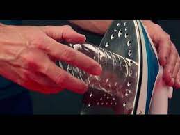 Mit zartem schmelz und karamellisierten zucker. Eine Pet Flasche An Ein Bugeleisen Halten Eine Fantastische Upcycling Idee Youtube