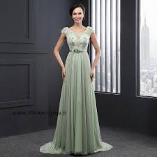 Scegli il colore da abbinare alla tua combinazione di colori e stili per rendere favolose tutte le tue damigelle d'onore. Abito Lungo Da Cerimonia In Pizzo E Tulle Modello Tiffany Abitipersposa It Abiti Da Sposa Online Italia