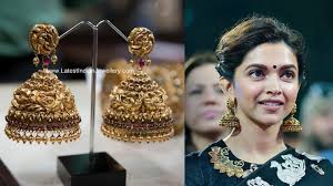Deepika Padukone Gold Jhumkas Gold Jewellery Design Necklaces Gold Necklace Indian Bridal Jewelry Gold Jhumka Earrings