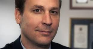 King loses another campaign manager