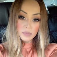 Raquel Garay's Instagram, Twitter & Facebook