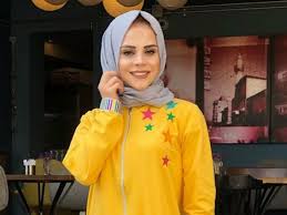 Kenakan gamis warna latte dan jilbab warna cloud. Warna Jilbab Yang Cocok Untuk Baju Warna Lemon Model Hijab Terbaru