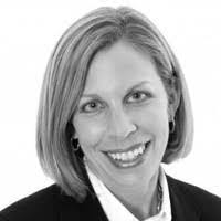 Dana Chavis's Instagram, Twitter & Facebook