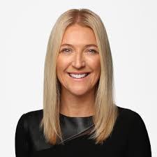 Jennifer Helfer's Instagram, Twitter & Facebook