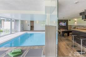 Beauvais aéroport à 15mn et à 1 heure de paris. Villa De Luxe Avec Piscine Interieure Pour 15 Personnes A Libramont