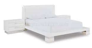You will not find classic design with complicated details in this bedroom set. White High Gloss Finish Modern Platform Bedroom Set