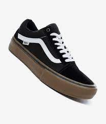 Hey guys i'd like to know what are the differences between basic old skools and the pro ones? Vans Old Skool Pro Shoes Black White Gum Buy At Skatedeluxe