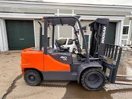 Doosan D40S Forklift