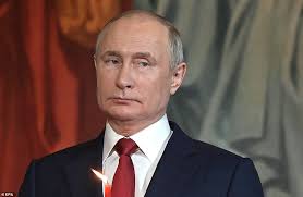 Royal Navy gunships patrol sea off Jersey as 100 French fishing boats  threaten to blockade harbour