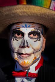 Today's the day! Celebrate Las Posadas in the Plaza de Armas from 5 pm to 7  pm! Join us at 5 pm for the candlelit procession of Mary and Joseph, then  gather