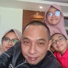 Erwin Alexander Mutiara (@erwin.alexander.mutiara.2025) • Facebook