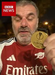 🗣️ Micah Richards: “At 17 years old, I earned £5k-a-week. Manchester City  offered me £100k-a-week for 5 years. I said no because I was number two to  Zabaleta. It's the worst decision